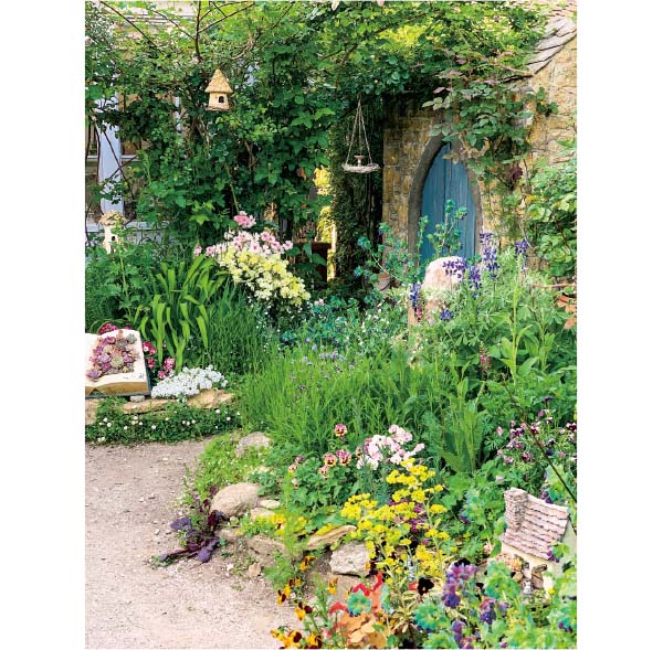 実例〉宿根草ガーデン 日陰のテラスとくつろぎテラス|小さな庭づくり